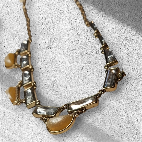 WOMENS NECKLACE & BRACELET SET FROM AVON - Picture 4 of 8